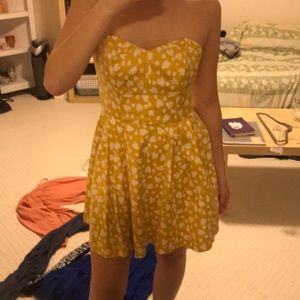 Yellow/white patterned bustier tube summer dress